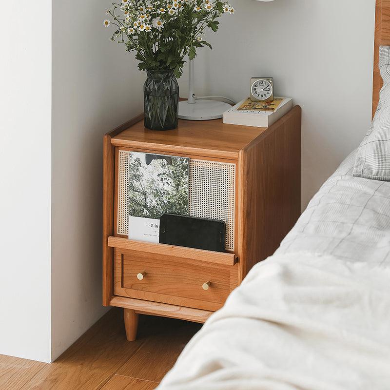 Adahlia 2 - Drawer Nightstand - HomeCozify