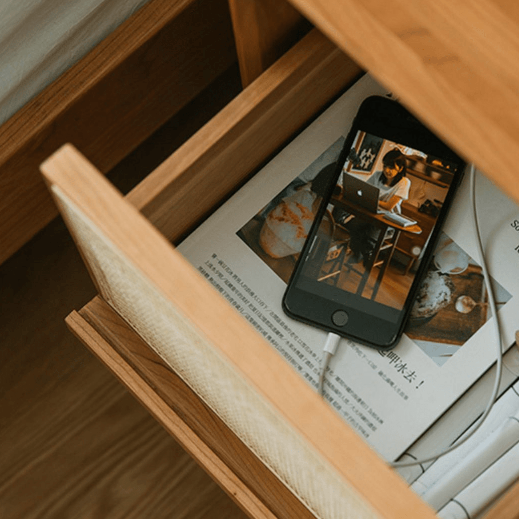 Adahlia 2 - Drawer Nightstand - HomeCozify