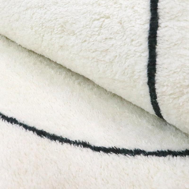 Dasha Area Rug - HomeCozify