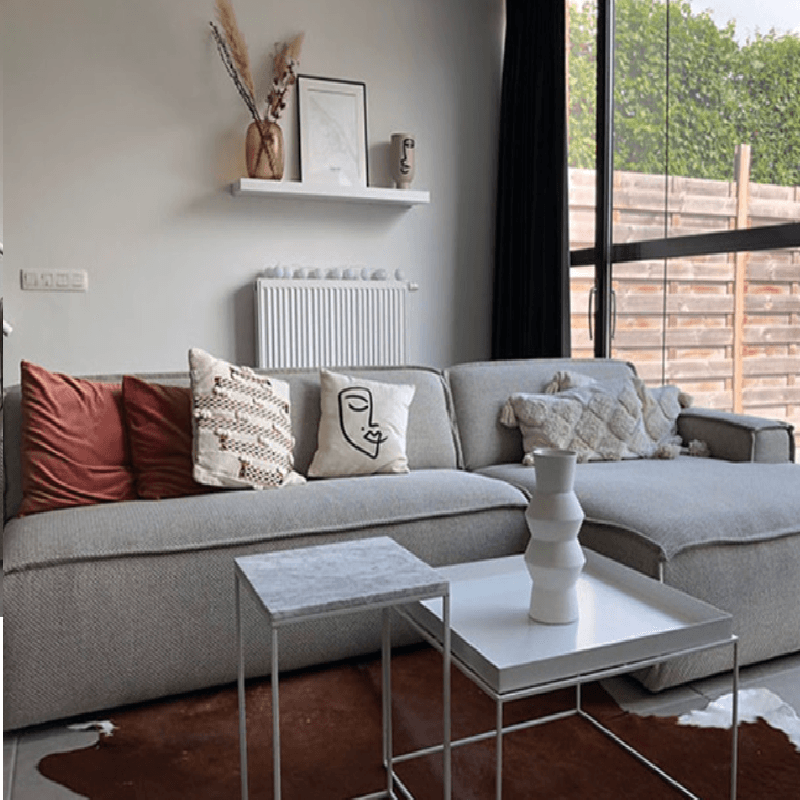 Jonathan Chaise Sectional Sofa - HomeCozify