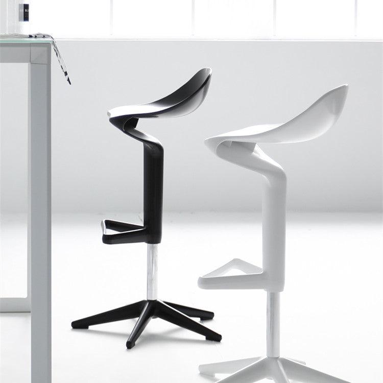 Kitarni Adjustable Bar Stool (Set of 2) - HomeCozify