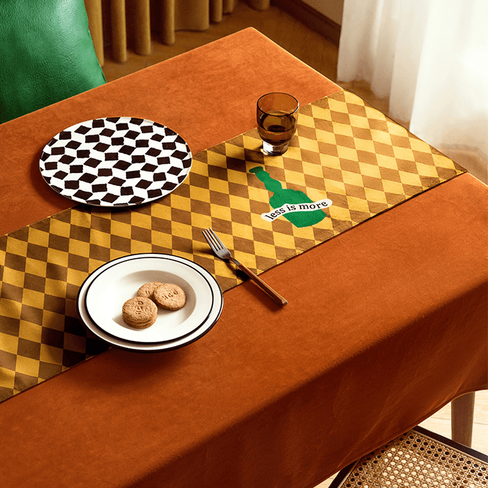 Paja Plaid Table Runner - HomeCozify