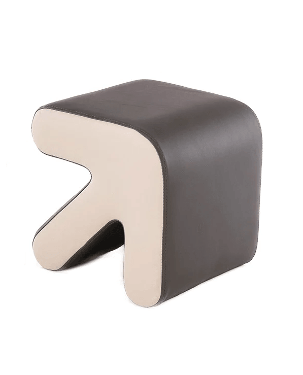 Rizzo Arrow Ottoman - HomeCozify