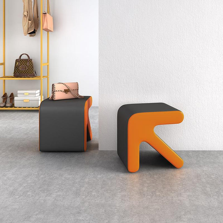 Rizzo Arrow Ottoman - HomeCozify