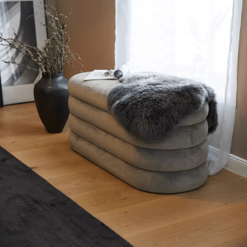 Sabina Velvet Bench - HomeCozify