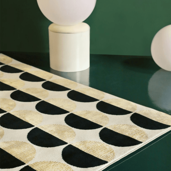 Tyson Geometric Area Rug - HomeCozify