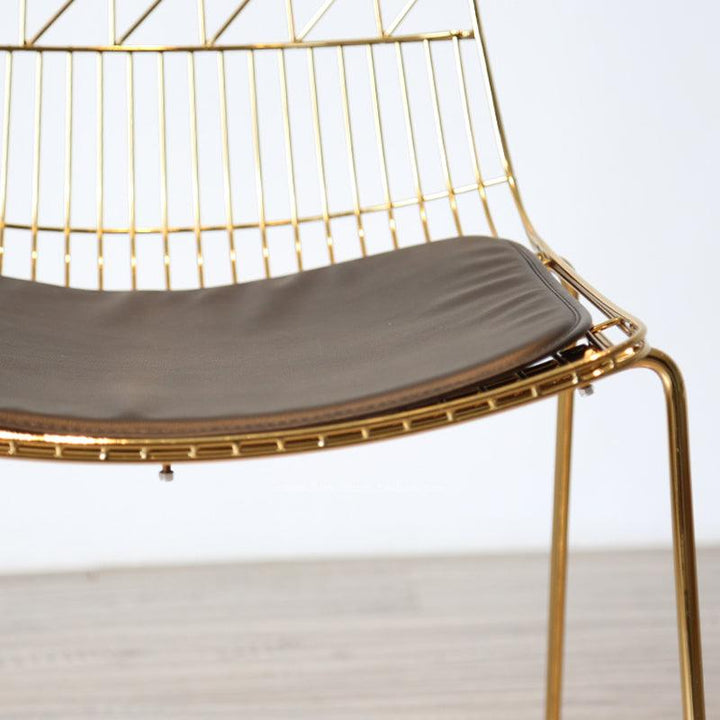 Yaroslava Iron Dining Chair - HomeCozify