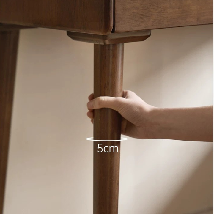 Domnick Bresser Table