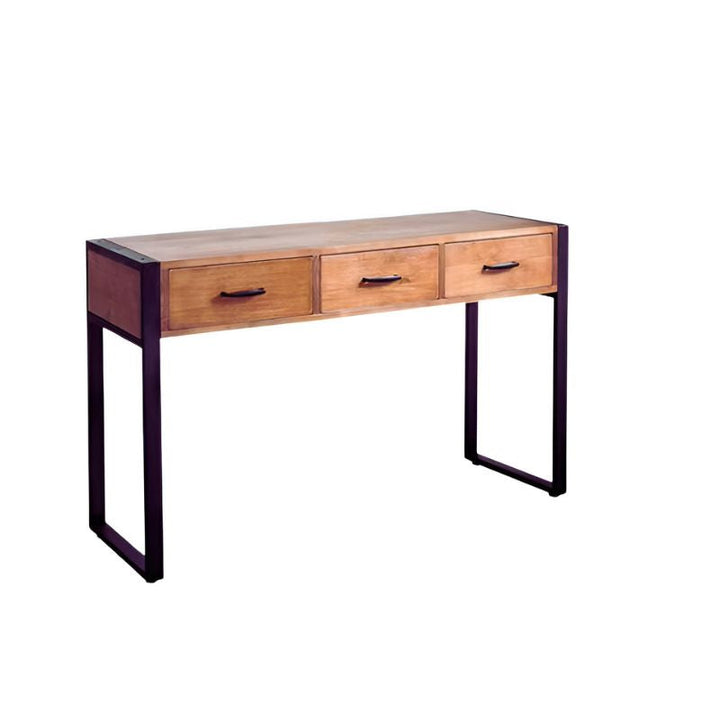 Dominica Desk