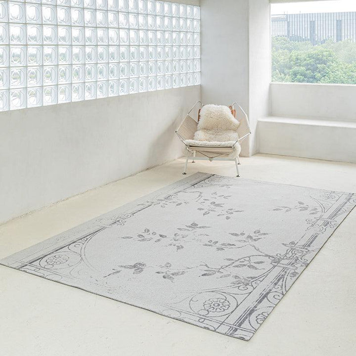 Aca Floral Wool Area Rug - HomeCozify