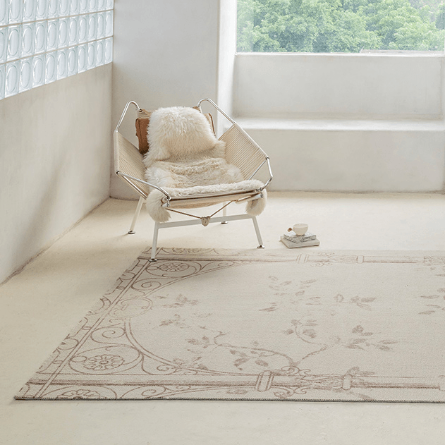 Aca Floral Wool Area Rug - HomeCozify