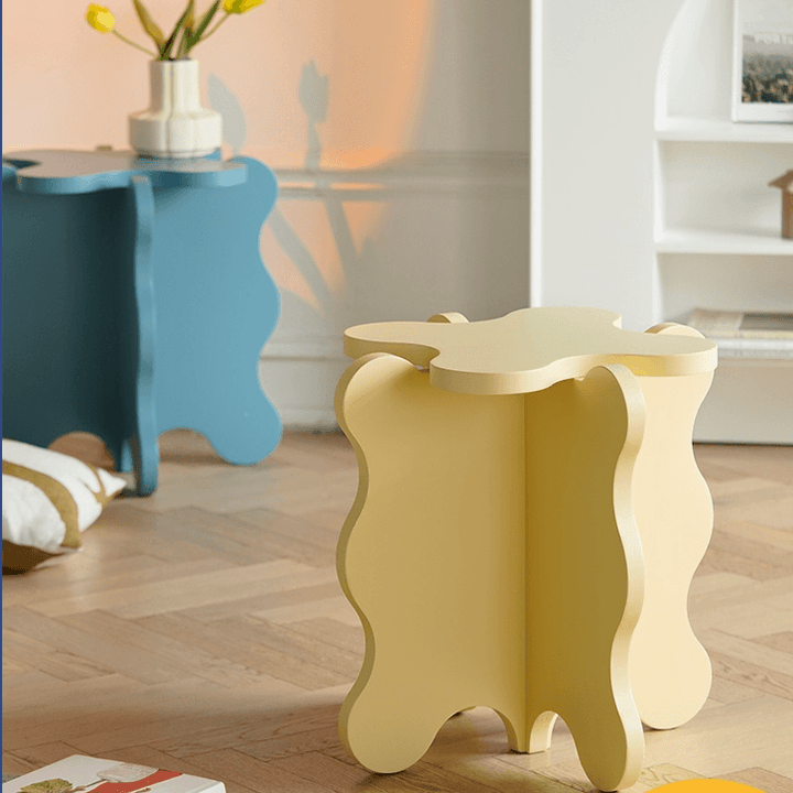 Amando Petal Sidetable - HomeCozify