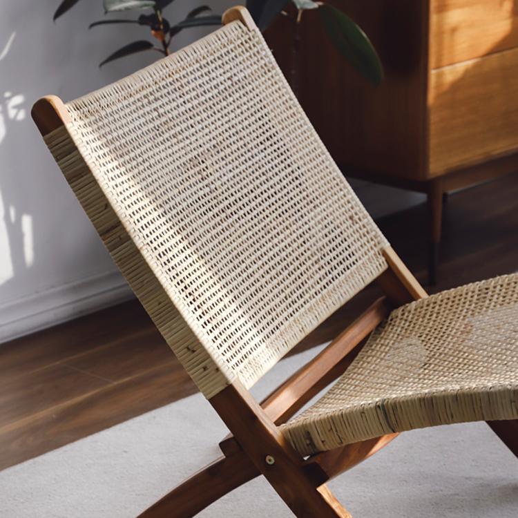 Fidelio Rattan Folding Chair - HomeCozify