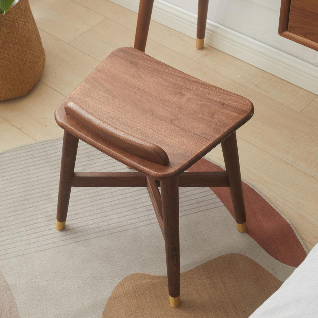 Helio makeup Stool - HomeCozify