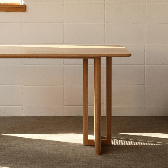 Lennart Dining Table - HomeCozify