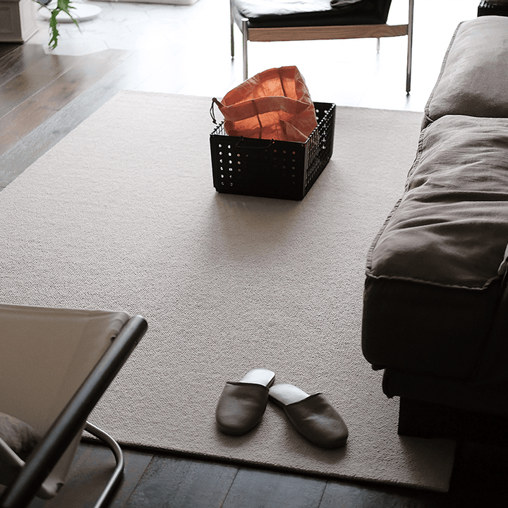 Pola Abstract Wool Rug - HomeCozify