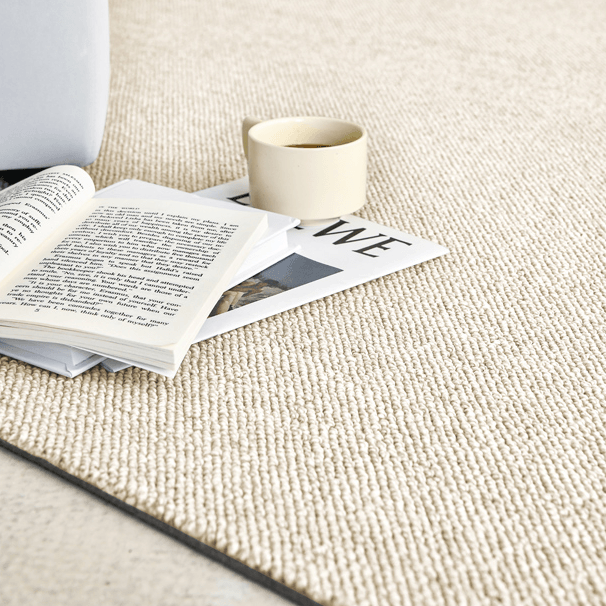 Pola Abstract Wool Rug - HomeCozify