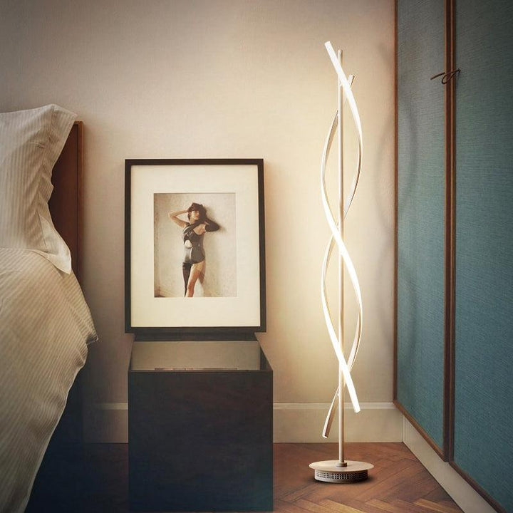 Saoirse Floor Lamp - HomeCozify