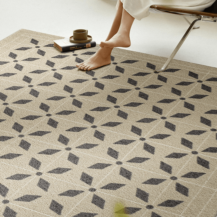 Viktoria Beige Carpet - HomeCozify